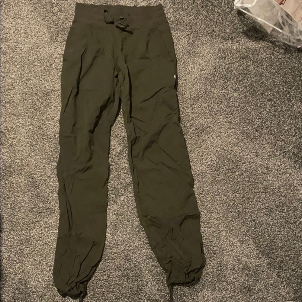 Lululemon studio pant